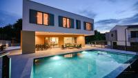 Luxury Villa Brajdini - Ferienwohnung