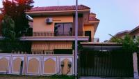 B&B Islamabad - Islamabad Luxury living Guest House - Bed and Breakfast Islamabad