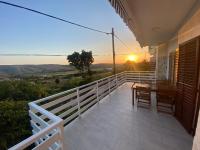 Appartement 2 Chambres avec Terrasse et Vue sur la Mer
