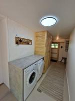 Family-Friendly Coastal Cottage - B&B Henne