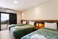 Suite with Mountain View