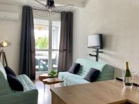 Studio Rénové et Climatisé avec Terrasse, Parking Privé et Options Confort à Marseillan - Chambres d'hôtes Marseillan