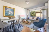 B&B Sydney - Unit With Balcony, Backyard and Parking Near Shops - Bed and Breakfast Sydney