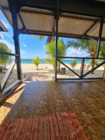 Rainbow Tioman Cottage - B&B Kampung Juara