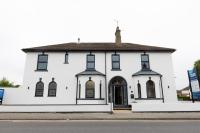 Victoria Apartments - Bed and Breakfast