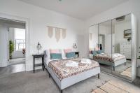 Central Belfast Apartments - Queen's Lofts - B&B Belfast