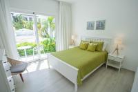 Deluxe One-Bedroom Apartment with Garden View