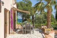 Charming villa in LES ISSAMBRES with SEA VIEW and swimming pool - B&B Les Issambres