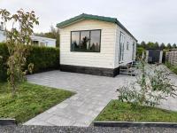 B&B Berkhout - Cozy chalet near Amsterdam at Camping Venhop - Bed and Breakfast Berkhout