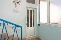 Apartment KATE only 10 meter from beach near SPLIT - B&B