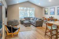 Girdwood Vibes, Unit B - Ferienwohnung Girdwood