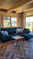 Górskie Przysiółki w Koniakowie - Dom z bala JODEŁKA - B&B