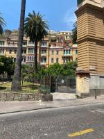Casetta Centrale di Bibi a Piazza Amedeo - B&B Napoli