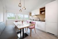 Apartamento de 2 dormitorios con vistas al jardín