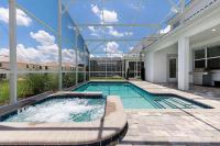 B&B Davenport - Stunning Home wPrivate Pool, minutes from Disney - Bed and Breakfast Davenport