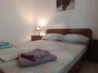 Sunny apartment in paralia 2 - B&B
