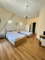 Vierbettzimmer mit Bad