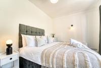 B&B Kidderminster - Guest Homes - Chester House Retreat - Bed and Breakfast Kidderminster