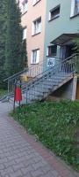 Apartament JUKI, obok Katowice Wynajem na doby, krótkoterminowy, 2 pokoje balkon, 50m2,- po kapitalnym remoncie 2-ga sypialnia jest częścią salonu blisko Centrum Leczenia Oparzeń 2,5 km - Bed and Breakfast