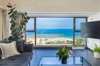 Luxury Apartment On Gordon Beach 146 - B&B