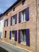 Maison Ventenac village house - B&B