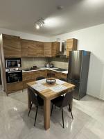Antares 2 Bedroom Apartment in Gzira - Chambres d’hôtes Il-Gżira