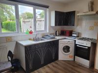 B&B Luton - Luton City Escape - Modern 1BR Apartment - Bed and Breakfast Luton