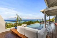Luxurious 3BR Villa with Infinity Pool - B&B Temae