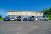 4 Mi to Lake Erie Condo in Golf Community - Chambres d’hôtes Érié