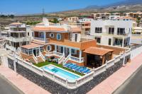 Villa Naranja with private heated pool, sea views, air conditioning, terrace, ITV and BBC channels, Wifi - B&B Callao Salvaje