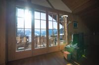 Ferienwohnungen im Boutique-Hotel Alpenrose - Chambres d'hôtes Schönried