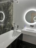 Люкс апартаменти в ЖКАрена та ЖК Great House - Chambres d'hôtes Rivne