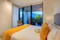 204 Le Jardin, George - B&B George