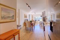 204 Le Jardin, George - B&B George