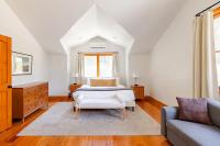 B&B Park City - Mountain View Cabin - Hot Tub - Sleeps 14 - 4 Bedrooms - Bed and Breakfast Park City