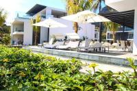Latitude Luxury Seafront Suite - B&B Grande Rivière Noire