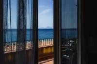 Grazia's Aeolian View House - Ferienwohnung