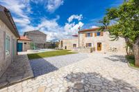 Indigenous House Komez - B&B Štokovci