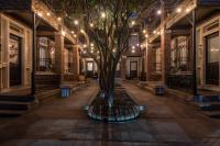 Charming New Orleans-Style Apartment with Gated Courtyard! - B&B