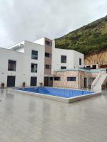 Kamara Lux Studio Apartman - B&B Igalo