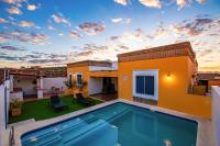 B&B San Carlos - Peaceful Villa and Heated pool 5 min from marina - Bed and Breakfast San Carlos