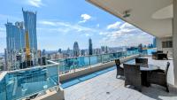 Yc 2301-A l Amazing building on Balboa avenue - B&B Panamá