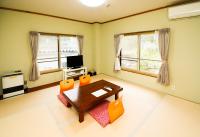 Japanese-Style Triple Room with Shared Bathroom