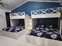 CASA DE PLAYA CON PISCINA EN PUNTA LEONA - B&B Puntarenas