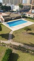 Apt Erisa en Torremolinos dos min de la playa, Puerto Marina - B&B Torremolinos