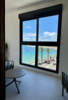 Hyper Centre, Front De Mer - B&B