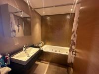 Luxueux Appartement Plage des Nations - Chambres d’hôtes