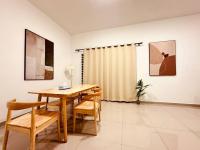 Kuala Selangor 16pax, Karaoke ,End lot 3 Storey - B&B Bukit Rotan