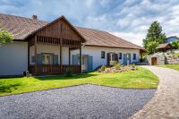Bor-Kő Udvarház - B&B Tolcsva