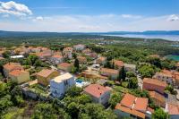 Appartments Adriatic - Ferienwohnung Omisalj